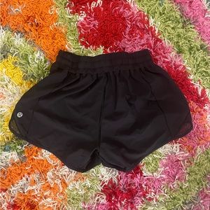 Black lulu shorts inseam 4 inch